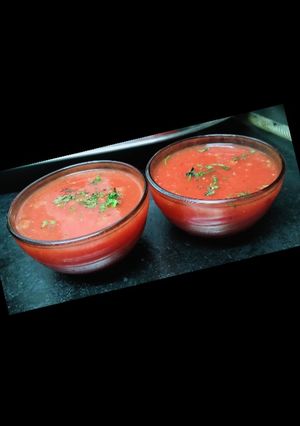 A picture of Boil🍅 tomato soup🍅.