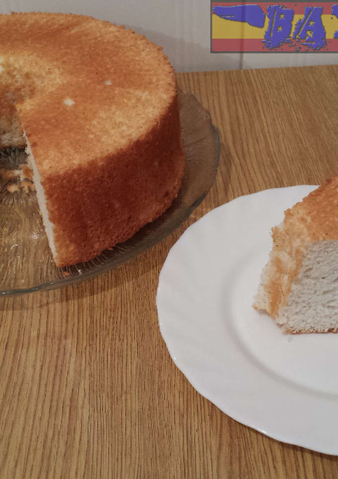 Una foto de Pastel de Ángel (Angel Food Cake)