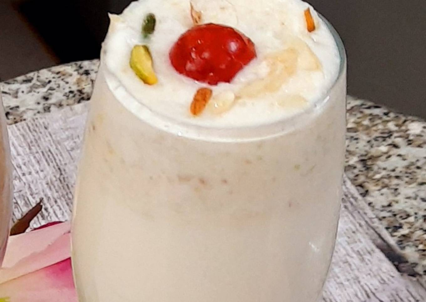 Banana Almond Smoothie