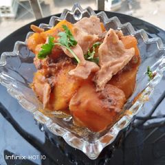 A picture of Alu ki chaat.