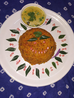 મીક્ષ દાળ મસાલા ખીચડી(mix dal khichdi recipe in gujarati) રેસીપી મુખ્ય ફોટો