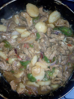 A picture of Shredded beef soup.