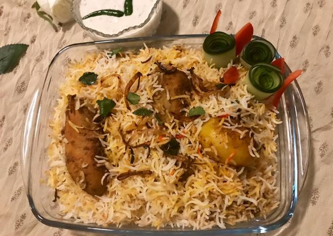 Chicken Dum Biryani (Kolkata style)