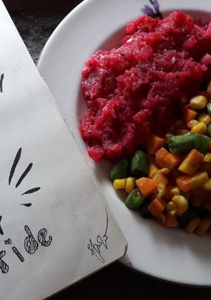 Foto resep Violet Mashed Pottato and vegies