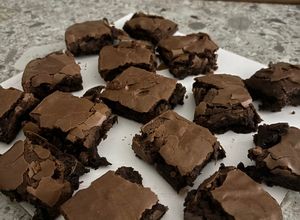Una foto de Brownie de chocolate con Nesquik 🍫🤎