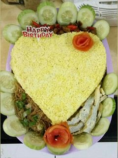 Foto resep Nasi Kuning Ulang Tahun