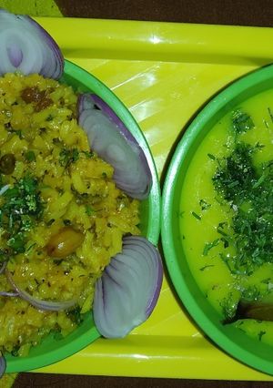 कढी बाजरी खिचडी (kadhi bajri khichdi recipe in marathi) रेसिपी चे मुख्य फोटो 