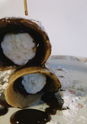 Foto di Palacinche integrali al cacao con banana e crema alla nocciola✨🥠🍫🍌