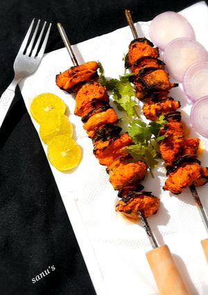 A picture of Chicken Tikka On Gas Tandoor.