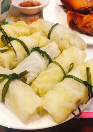 Hình của món Bắp cải cuộn thịt heo.