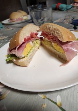 Una foto de Cena rápida de bocata vegetal