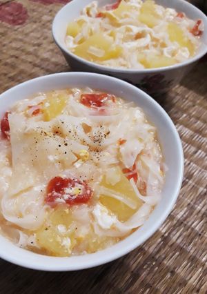 Hình của món Mì gạo nấu 🍅🥔🍳.