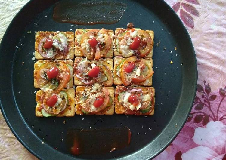 Recipe of Super Quick Homemade Crackers Cheesy Pizza Starter