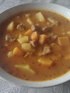 Una foto de Calabaza y papas con carne