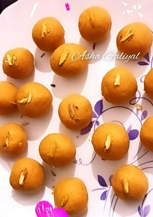 બેસન ના લાડવા (Besan Ladoo Recipe in Gujarati) રેસીપી મુખ્ય ફોટો