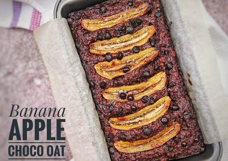 Banana Apple Choco Oat Cake