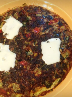 Una foto de Tortilla de Acelga rellena con queso
