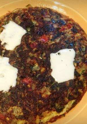 Una foto de Tortilla de Acelga rellena con queso