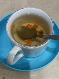 A picture of Dry orange peels drink 🍷.