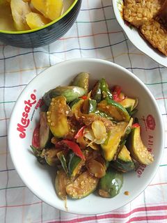 Foto resep Tumis Terong Kokak Pedas (terong Lalap)