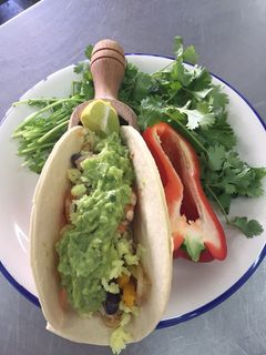 Una foto de Tacos al Guacamole