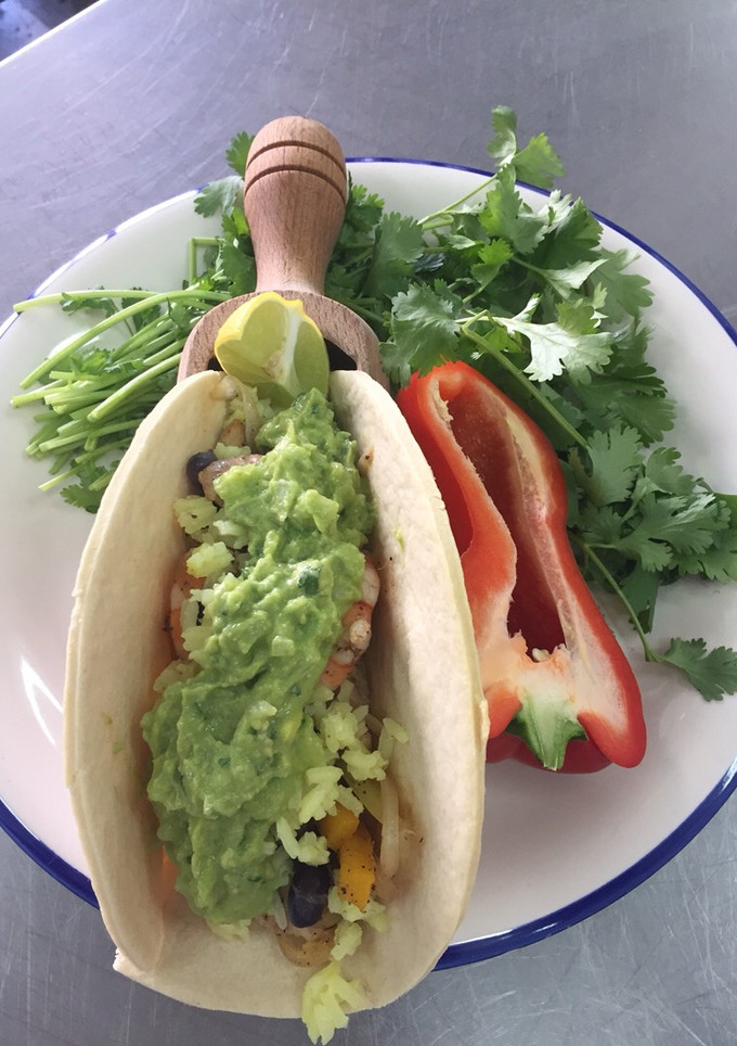 Una foto de Tacos al Guacamole