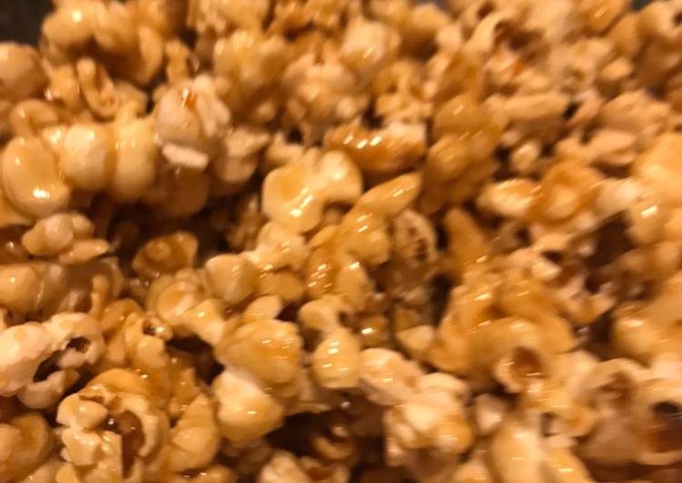 How to Prepare Quick Carmel Corn