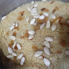 A picture of Gur wale chawal.