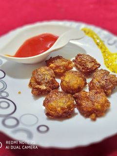 কুমড়ো ফুলের পকোড়া (kumro phuler pakoda recipe in Bengali) রেসিপির প্রধান ছবি