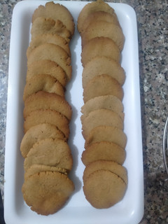 A picture of Jaggery ginger cookies.