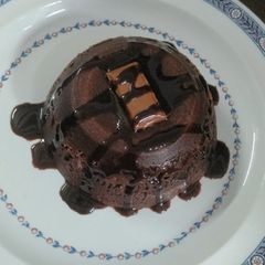 A picture of Quick choco lava cake.