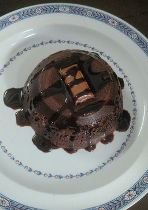 A picture of Quick choco lava cake.