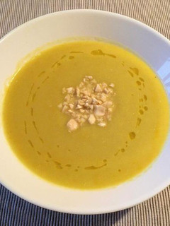 Una foto de Crema de porro i poma 🍏