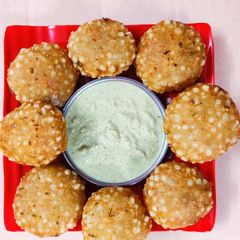 A picture of Sabudana Vada.