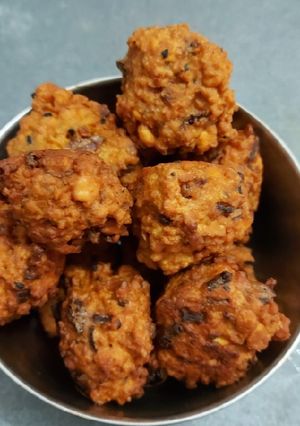 A picture of Gram dal dumplings.