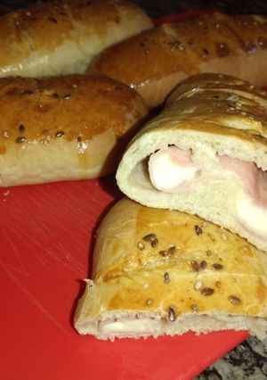 Una foto de Pan relleno🥖