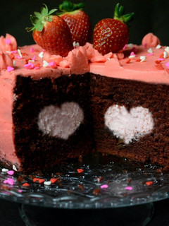 Una foto de Tarta red velvet con corazón
