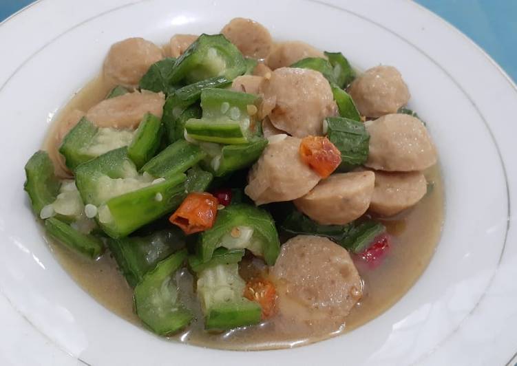 Tumis Gambas Bakso Pedas