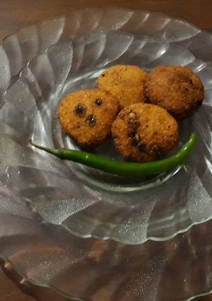 A picture of Peas Makki kachori.