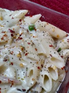 वाइट सॉस पास्ता (White sauce pasta recipe in Hindi) रेसिपी मुख्य फोटो