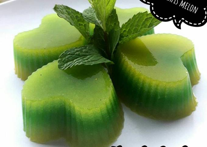 Puding lapis melon