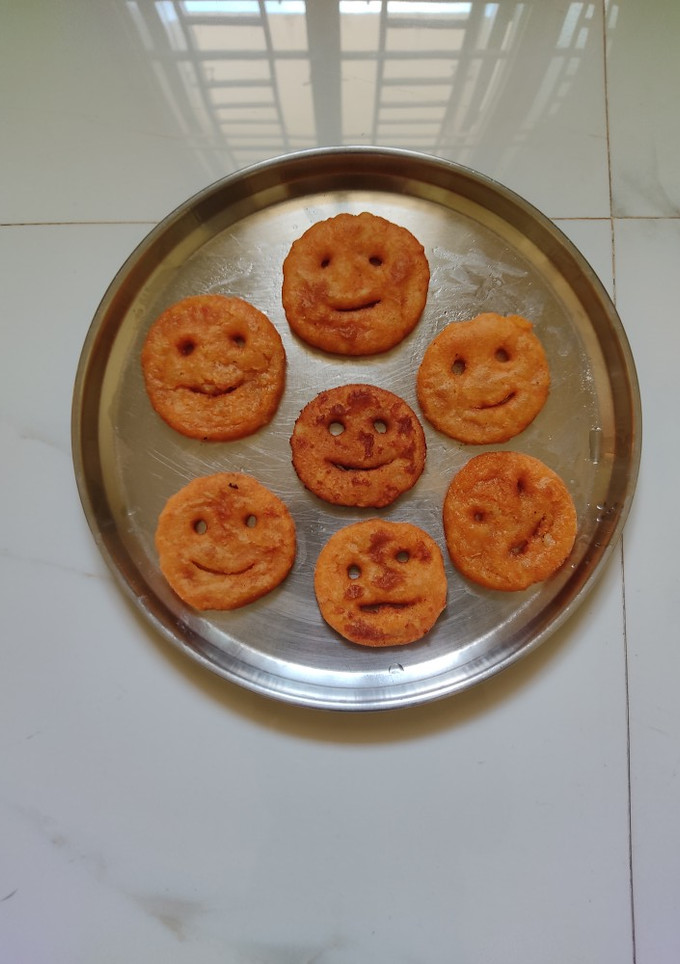 மெக்கெயின் ஸ்மைலி செய்முறை முக்கிய புகைப்படம்