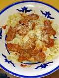 Corbatitas con Carne y Salsa
