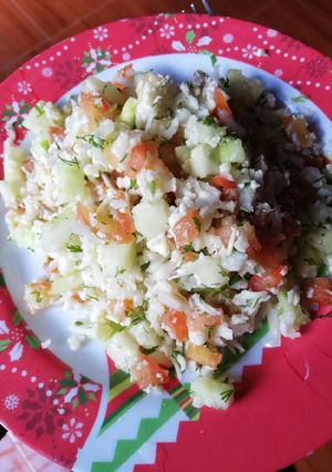 Una foto de Ensalada coliflor estilo árabe _ vegan