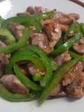หมูผัดพริกหวาน
