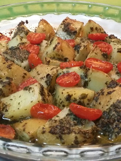 Una foto de Patatas al pesto