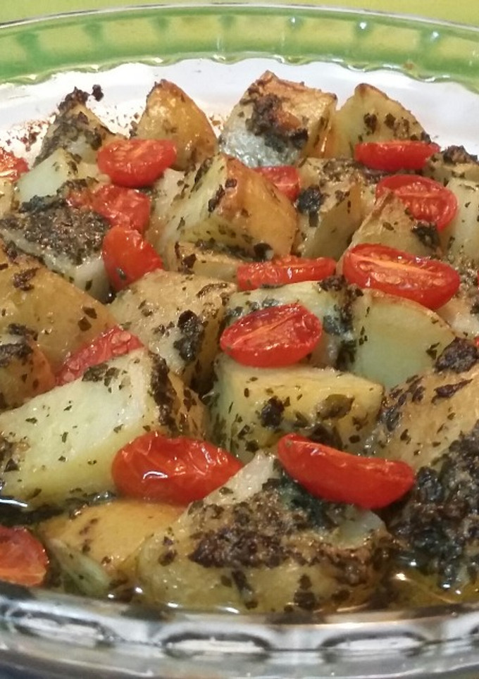 Una foto de Patatas al pesto