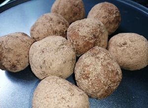 Una foto de Trufas de coco