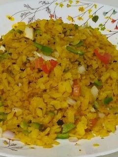 इंदौरी पोहा (indori poha recipe in Hindi) रेसिपी मुख्य फोटो