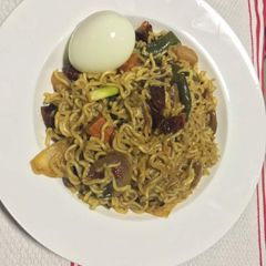 A picture of Noodles with Leftover Oyster Sauce.